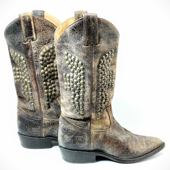 Frye Billy Hammered Cowboy Boot l Vintage Distressed Studded Boots l Size 7 B l - Picture 3 of 10